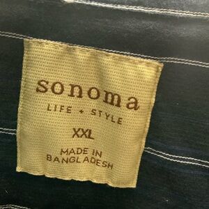 Men’s button up dress shirt